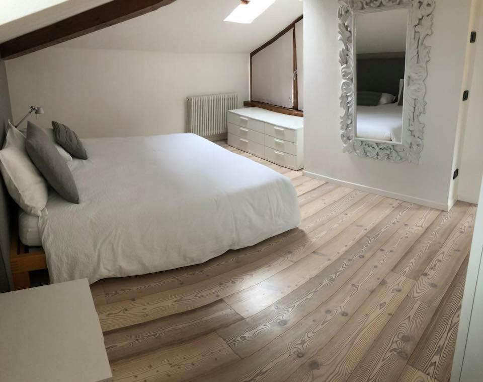 Appartamento I Sentieri 23 Riva del Garda Luaran gambar